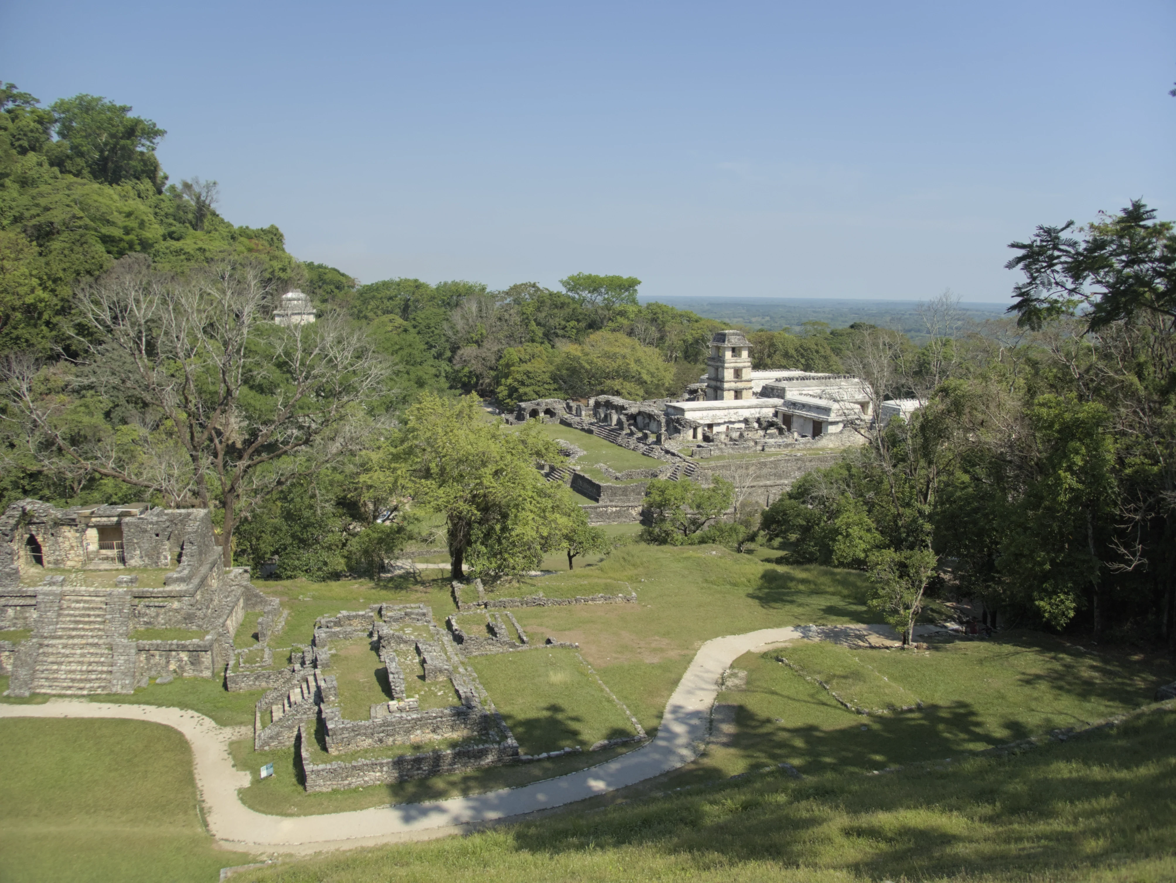 Overview of the palace from temple of the Cross