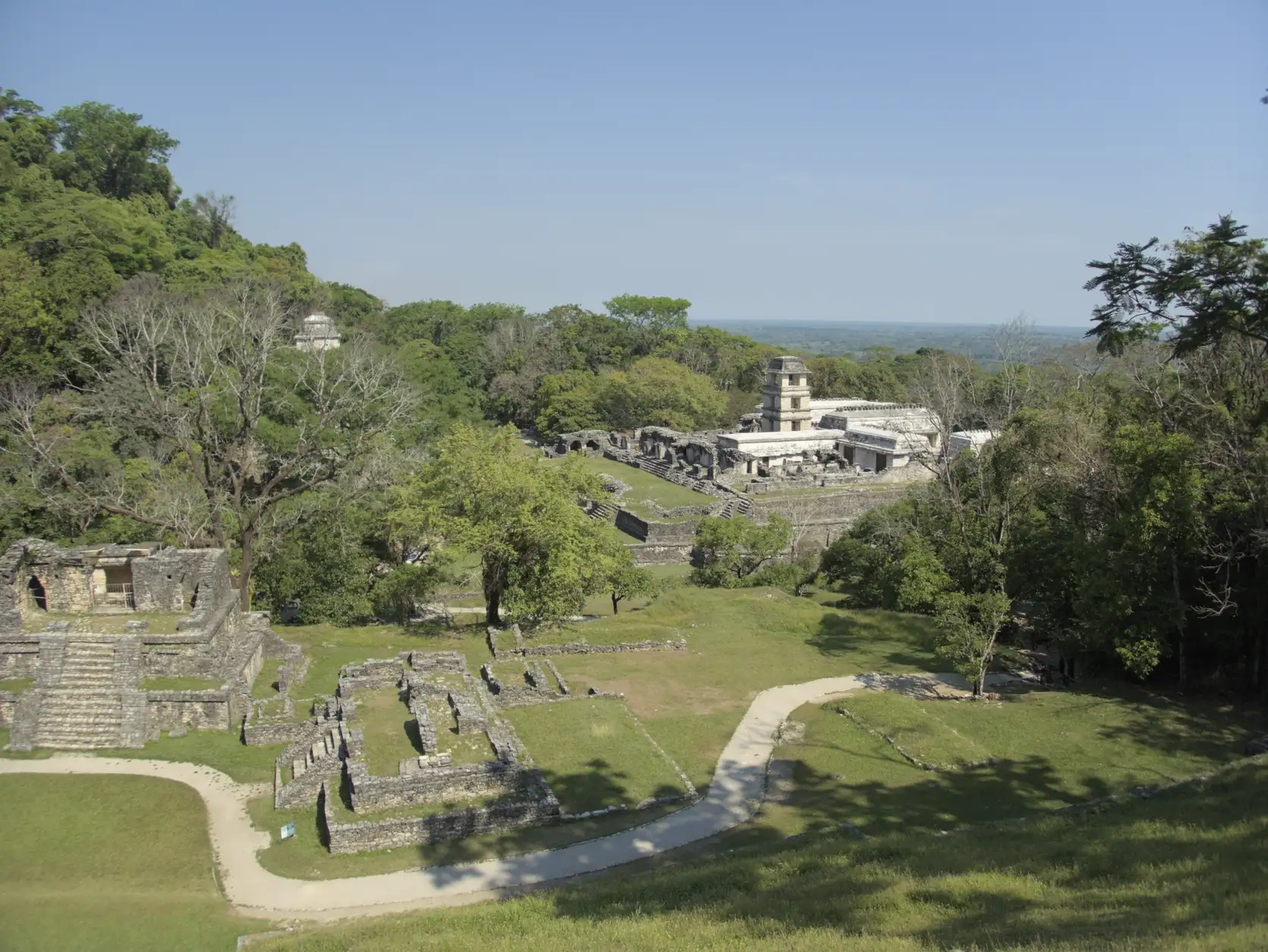 Overview of the palace from temple of the Cross